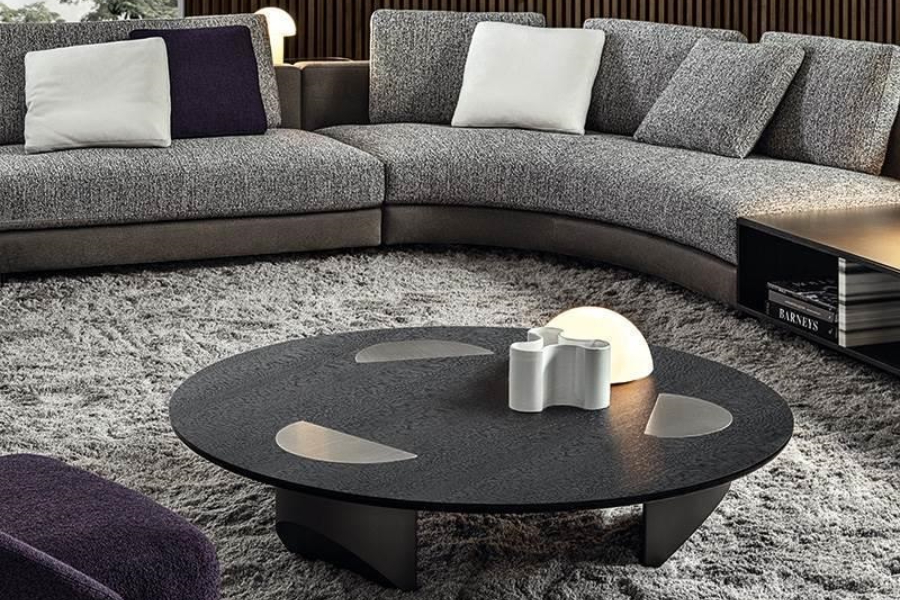 Журнальный столик Minotti Wedge Журнальный столик Minotti Wedge (Италия)
