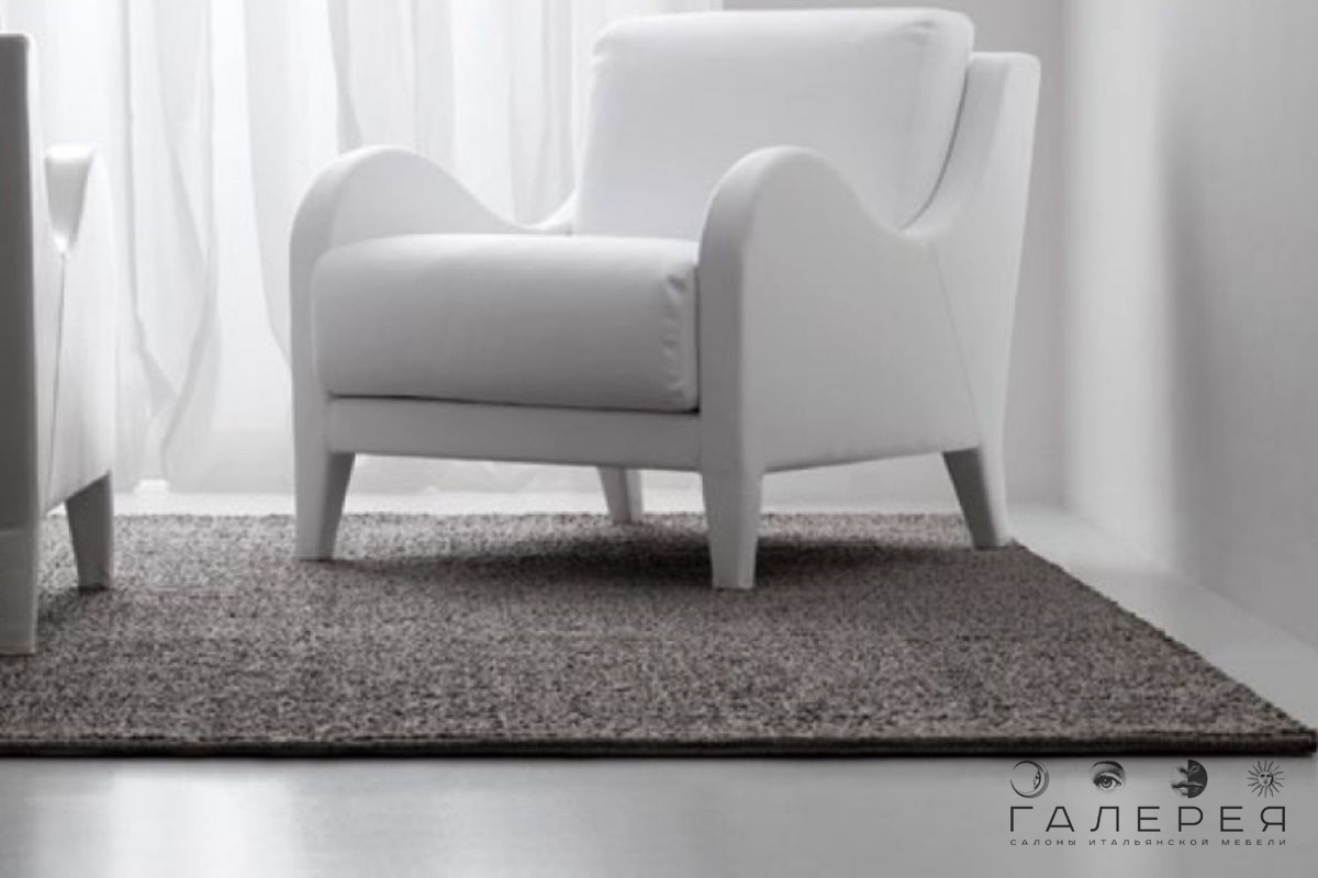 Кресло Flai Maison des Fleures 587 Кресло Flai Maison des Fleures 587 (Италия)