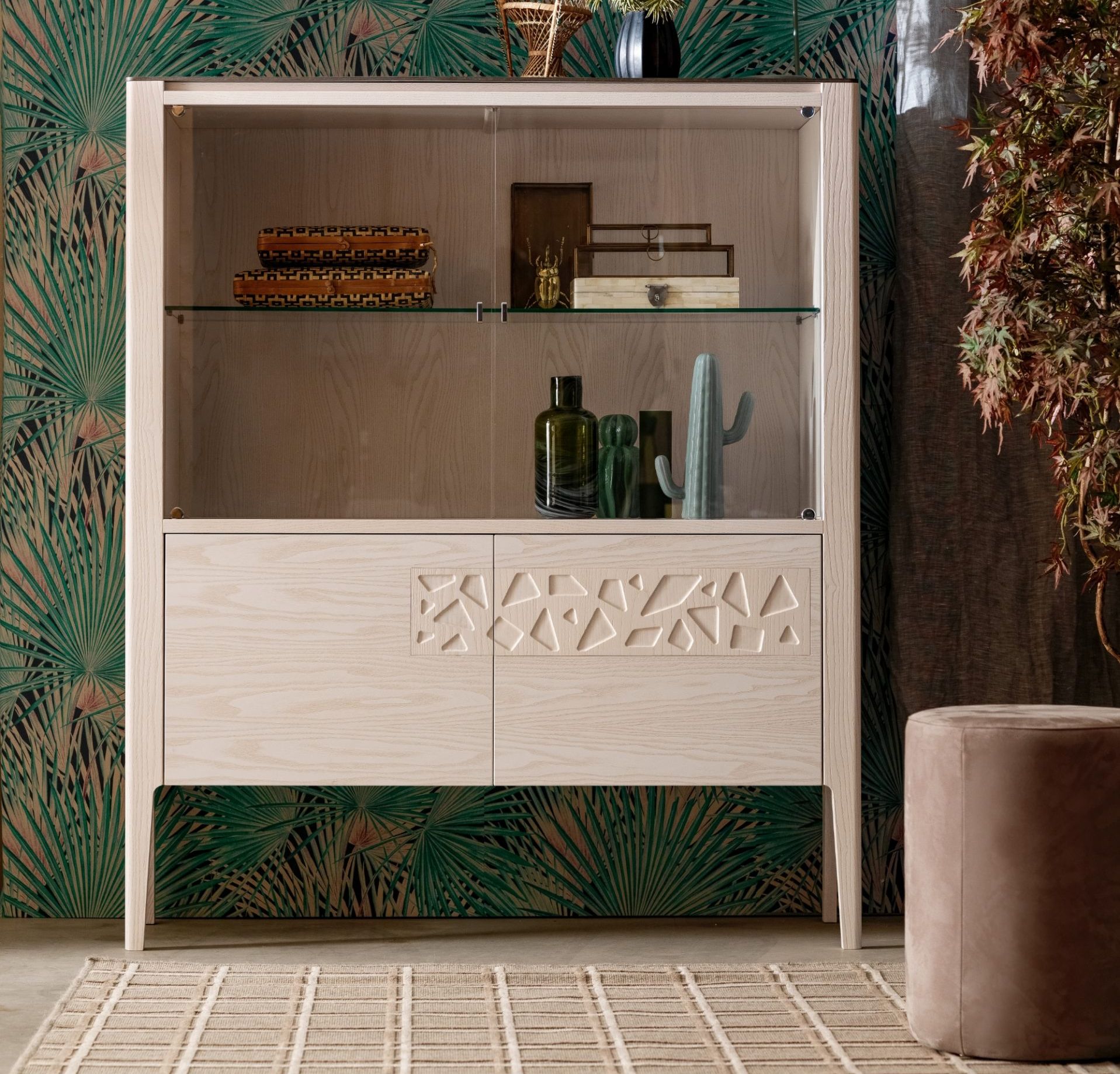 Витрина Modo 10 Decor на ножках Витрина Modo 10 Decor на ножках (Италия)