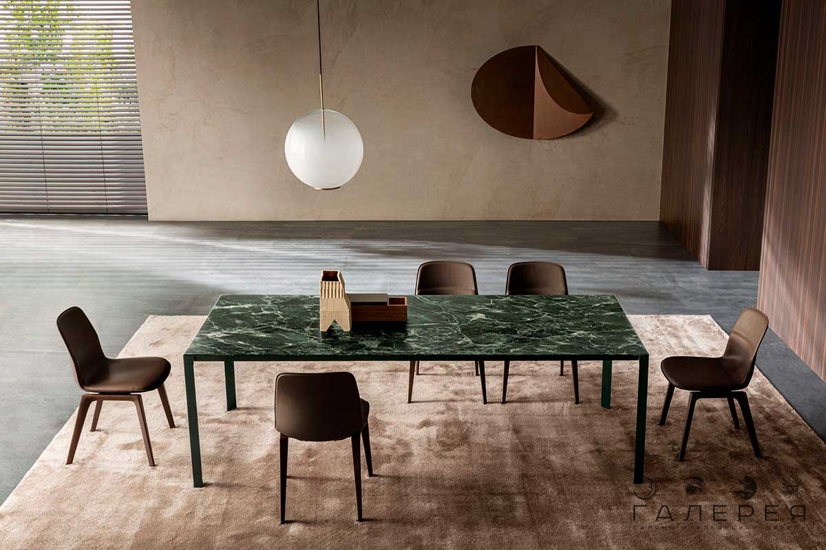 Стол обеденный Molteni&C Half a square Стол обеденный Molteni&C Half a square (Италия)