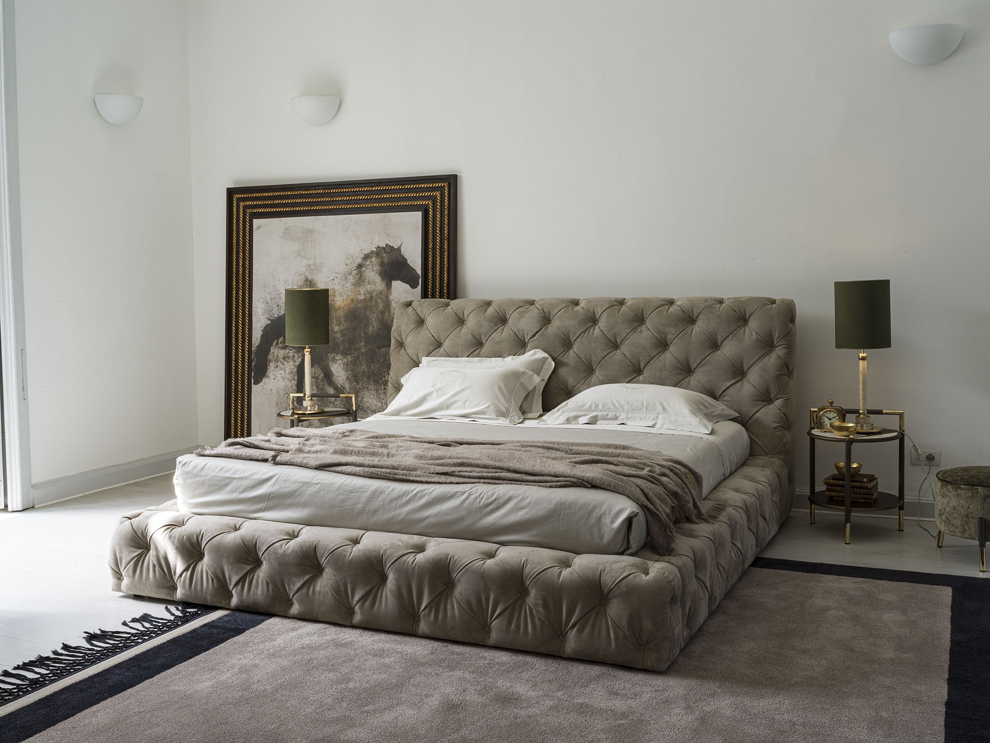 Кровать Vittoria Frigerio Caracciolo Кровать Vittoria Frigerio Caracciolo (Италия)