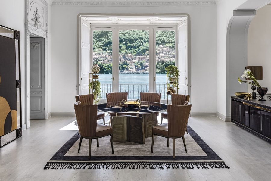 Стол Vittoria Frigerio Danieli Стол Vittoria Frigerio Danieli (Италия)