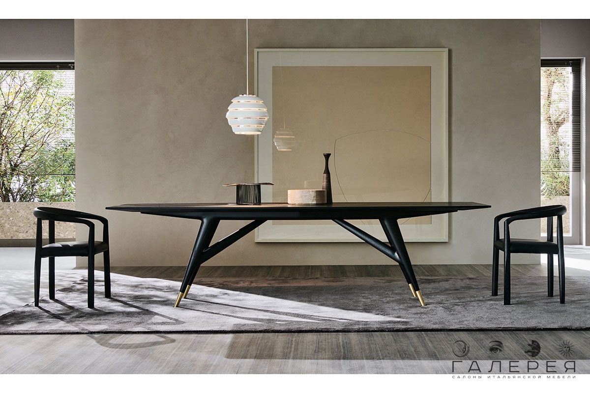 Стол обеденный Molteni&C D.859.1 Стол обеденный Molteni&C D.859.1 (Италия)