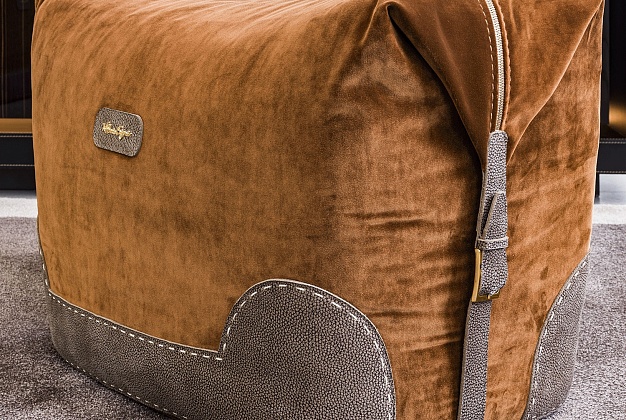 Пуф Vittoria Frigerio Bardi 3 Пуф Vittoria Frigerio Bardi (Италия) 3