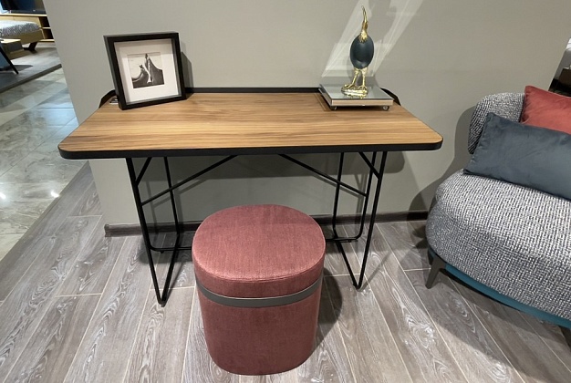 Письменный стол Cattelan Italia Wolf Wood 3 Письменный стол Cattelan Italia Wolf Wood (Италия) 3