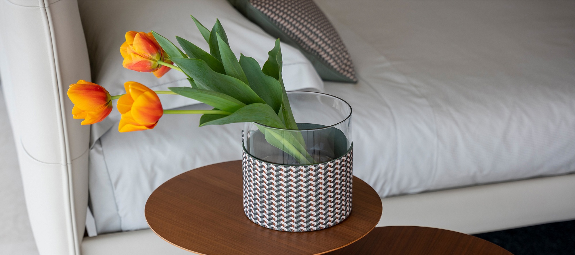 Ваза Poltrona Frau Leather Pot (Италия)