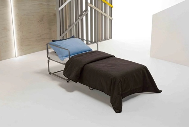 Кресло Dienne Salotti Lou lou 2 Кресло Dienne Salotti Lou lou (Италия) 2