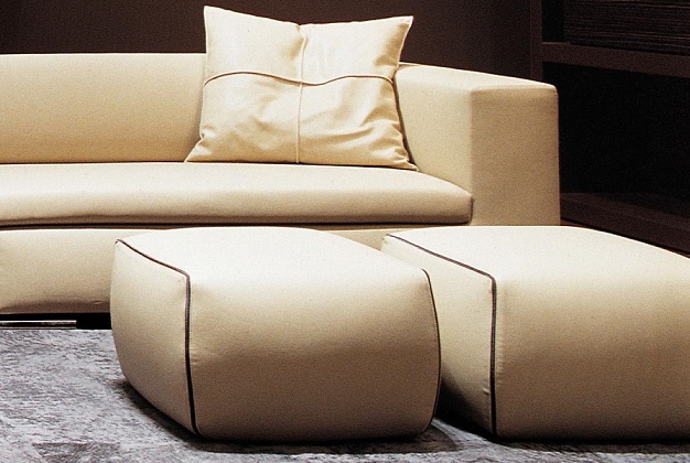 Пуф Minotti Botero 1 Пуф Minotti Botero (Италия) 1