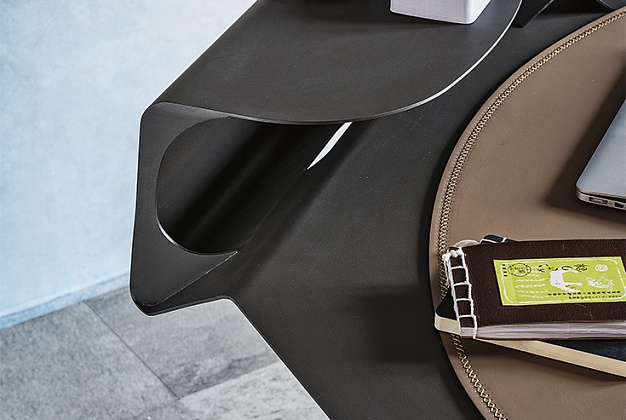 Письменный стол Cattelan Italia Storm 3 Письменный стол Cattelan Italia Storm (Италия) 3
