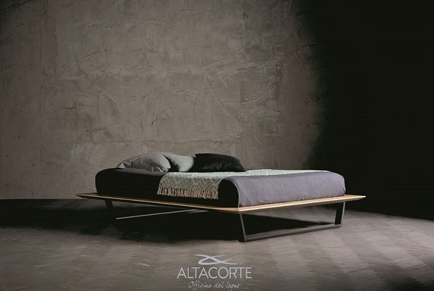 Кровать Alta Corte Diamante Sommier 2 Кровать Alta Corte Diamante Sommier (Италия) 2