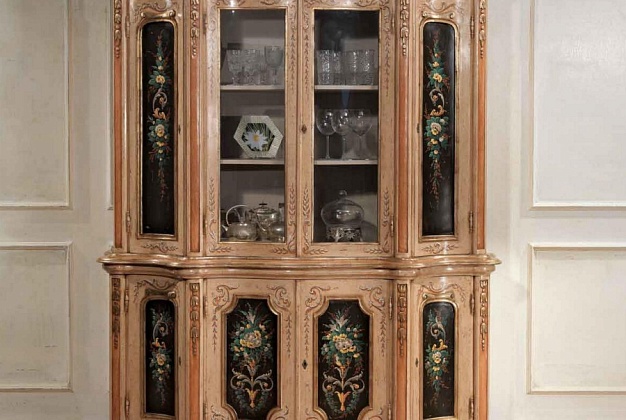 Витрина Vittorio Grifoni 2152 2 Витрина Vittorio Grifoni 2152 (Италия) 2