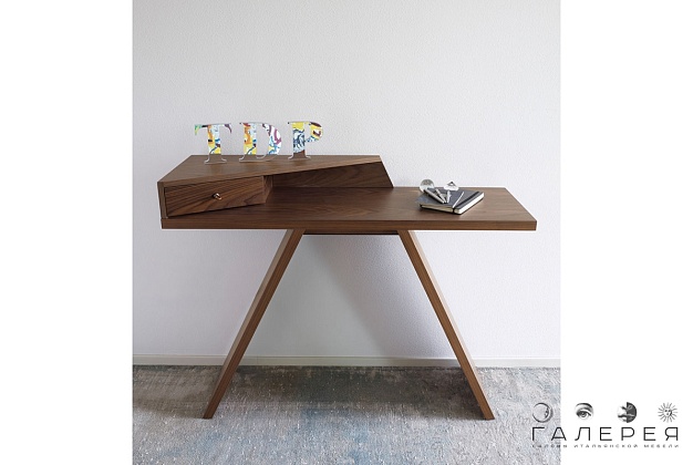 Стол письменный Antonello Italia Mirta 2 Стол письменный Antonello Italia Mirta (Италия) 2