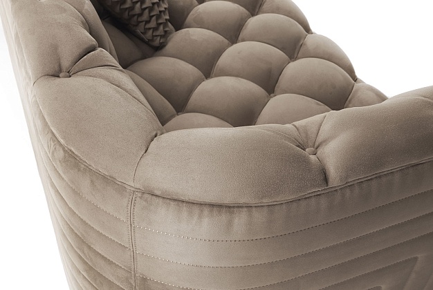 Диван Vittoria Frigerio Caracciolo 7 Диван Vittoria Frigerio Caracciolo (Италия) 7