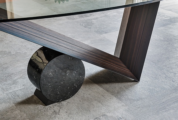 Стол обеденный Cattelan Italia Valentino 4 Стол обеденный Cattelan Italia Valentino (Италия) 4