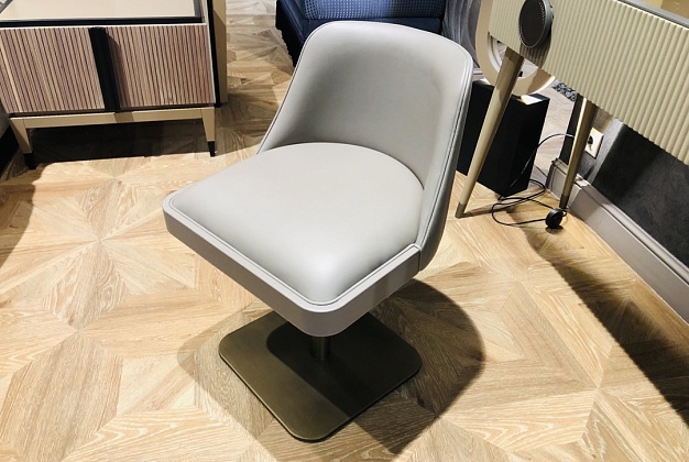 Стул крутящийся DV Home Elite 1 Стул крутящийся DV Home Elite (Италия) 1