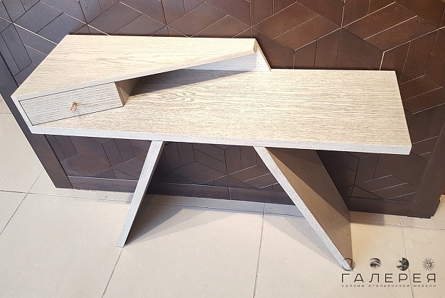 Консоль Antonello Italia Mirta 2 Консоль Antonello Italia Mirta (Италия) 2