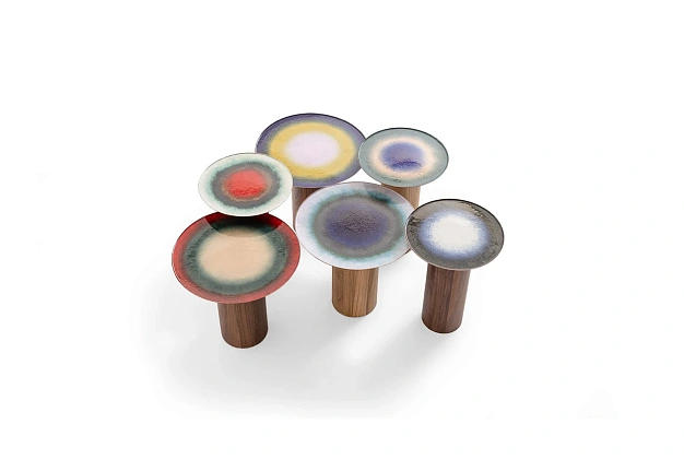 Журнальный столик Moroso Mangiafuoco 2 Журнальный столик Moroso Mangiafuoco (Италия) 2