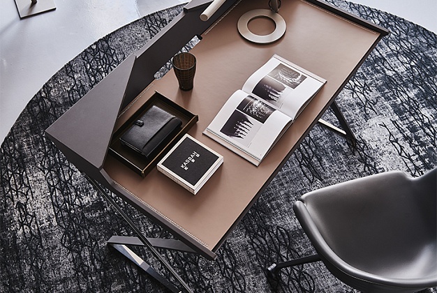 Письменный стол Cattelan Italia Qwerty 1 Письменный стол Cattelan Italia Qwerty (Италия) 1