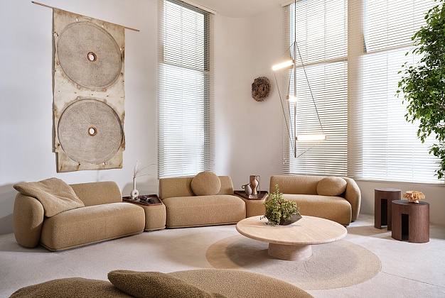 Диван Meridiani Rene 1 Диван Meridiani Rene (Италия) 1