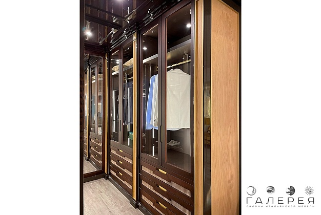 Гардеробная Bernazzoli Madison 2 Гардеробная Bernazzoli Madison (Италия) 2