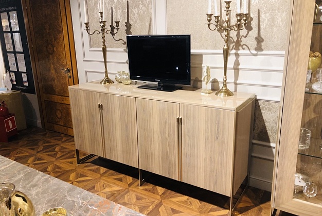 Гостиная Volpi Luigi (витрина + комод) 1 Гостиная Volpi Luigi (витрина + комод) (Италия) 1