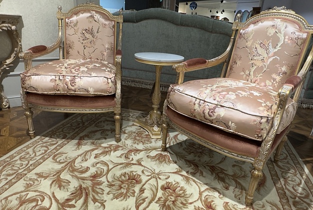Кресло Angelo Cappellini 1544/W 1 Кресло Angelo Cappellini 1544/W (Италия) 1