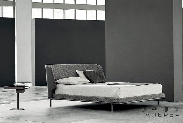 Кровать Frigerio Salotti Alfred 1 Кровать Frigerio Salotti Alfred (Италия) 1
