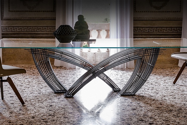 Стол обеденный Cattelan Italia Hystrix 1 Стол обеденный Cattelan Italia Hystrix (Италия) 1