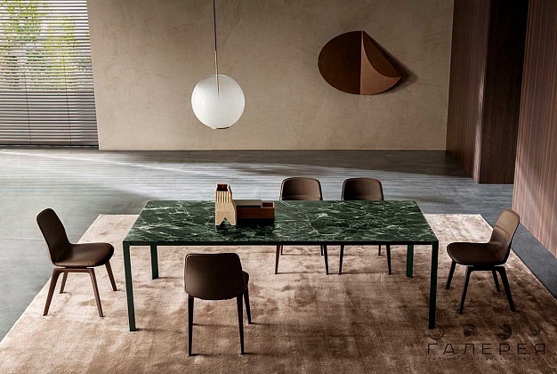 Стол обеденный Molteni&C Half a square 1 Стол обеденный Molteni&C Half a square (Италия) 1