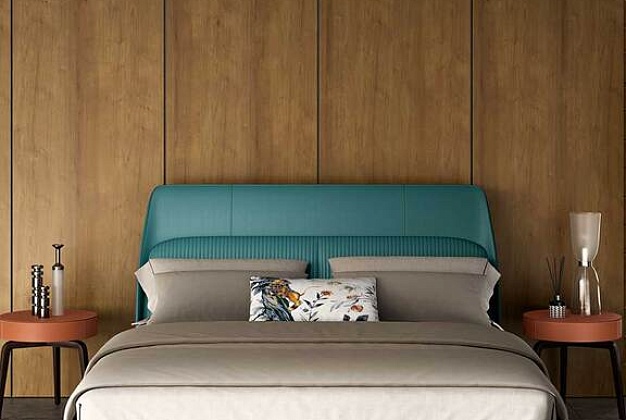 Кровать Poltrona Frau Coupe 7 Кровать Poltrona Frau Coupe (Италия) 7