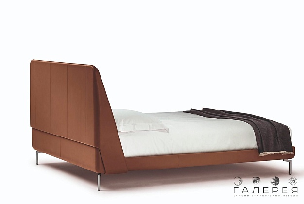 Кровать Poltrona Frau Coupe 4 Кровать Poltrona Frau Coupe (Италия) 4