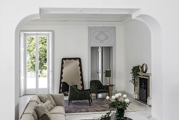 Зеркало Vittoria Frigerio Barberini 1 Зеркало Vittoria Frigerio Barberini (Италия) 1