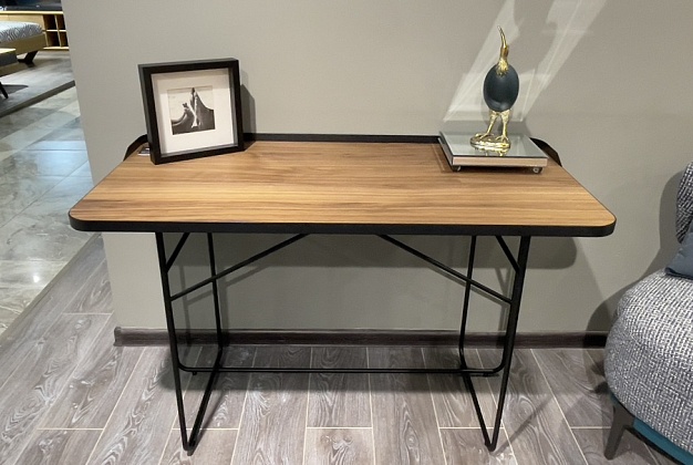 Письменный стол Cattelan Italia Wolf Wood 1 Письменный стол Cattelan Italia Wolf Wood (Италия) 1