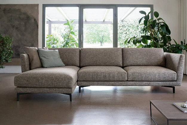 Диван Doimo Sofas Gregory 3 Диван Doimo Sofas Gregory (Италия) 3