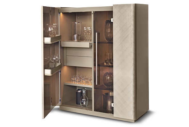 Витрина Redeco Moustique 5043 1 Витрина Redeco Moustique 5043 (Италия) 1