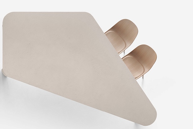Стол обеденный MDF Italia Bonnet 7 Стол обеденный MDF Italia Bonnet (Италия) 7