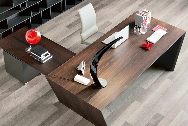 Письменный стол Cattelan Italia Vega 3 Письменный стол Cattelan Italia Vega (Италия) 3