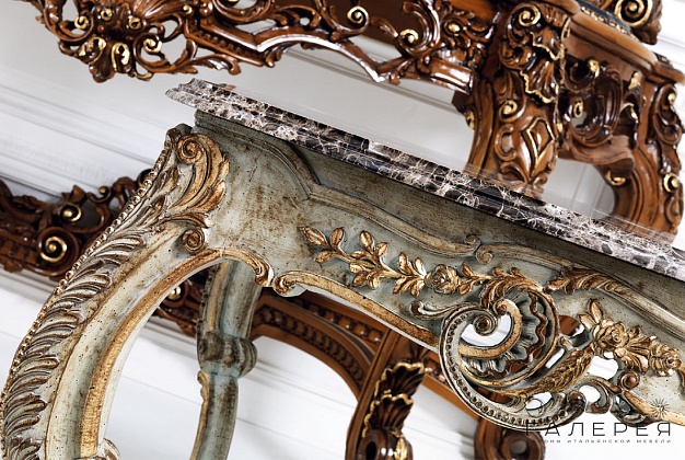 Консоль Boiserie Italia Bg 410-440 2 Консоль Boiserie Italia Bg 410-440 (Италия) 2